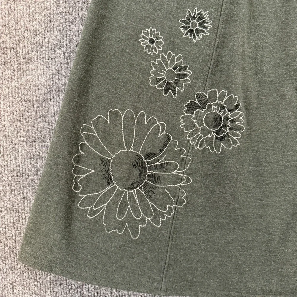 Life is Good Skirt Womens XS Gray A-Line Embroidered Flowers Casual Performance - Picture 4 of 9